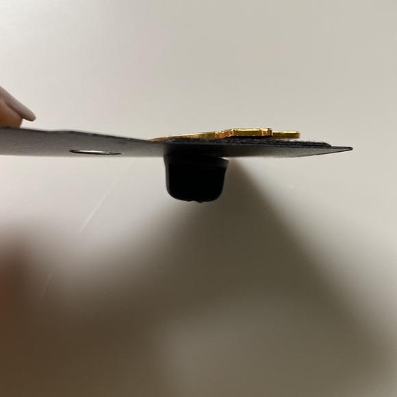 Universal Studios Florida World Globe Icon Logo Name ERICA PIN Collectible NWT - Picture 6 of 7